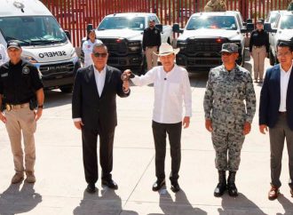 Durazo entrega estímulos y equipamiento a la Fiscalía de Sonora; destaca reducción de delitos