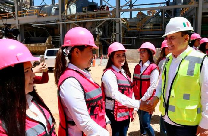 Gobernador Durazo coloca a Sonora en primer lugar de exportación minera en la frontera norte