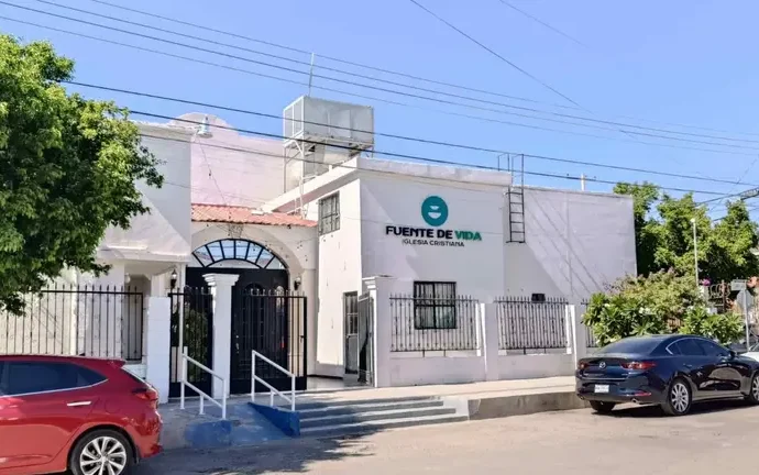Hombre detenido por amenazar a cristianos con réplica de arma en iglesia de Hermosillo