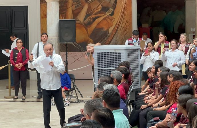Entrega gobernador Durazo reconocimiento a la excelencia deportiva a jóvenes de educación básica