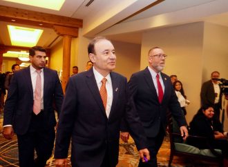 Lidera gobernador Durazo la transición energética; presenta ante empresarios de Arizona el modelo del Plan Sonora