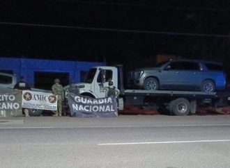 Aseguran en Caborca cuatro camionetas con reporte de robo en Estados Unidos
