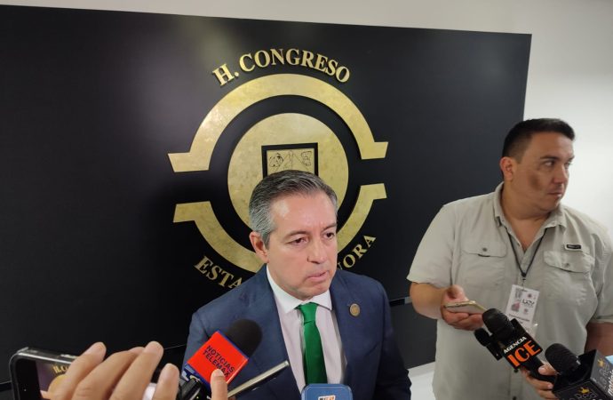 Propone Omar del Valle garantizar agua sin costos adicionales para ciudadanos