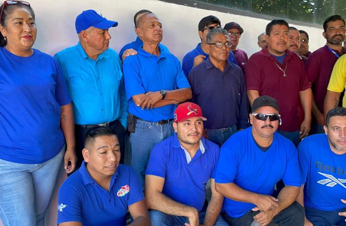 Se uniforman quinceros para generar confianza
