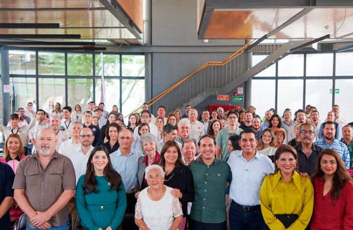 Celebran el 43 aniversario de Radio Sonora