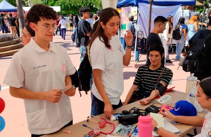 Realizan Feria de la Salud para comunidad de la UNISON