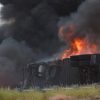 Tráiler se incendia tras volcadura en libramiento de Hermosillo