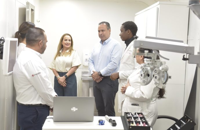 Da bienvenida Toño Astiazarán a servicios de salud del Dr. Vagón en Hermosillo