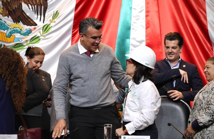 Ramón Flores participa en comparecencias de directores de Pemex y CFE