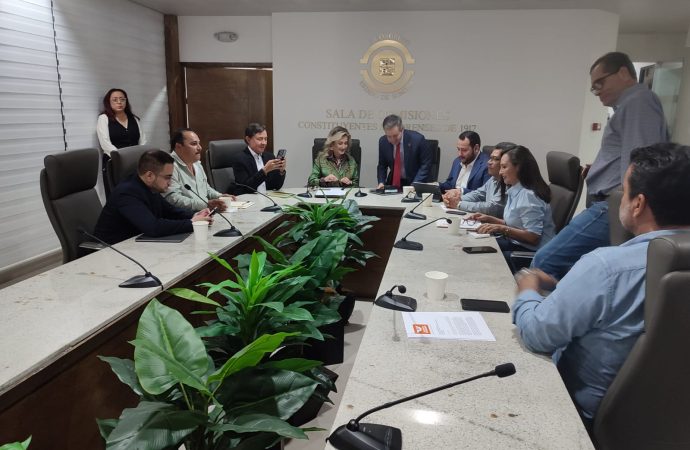 Acompaña Movimiento Ciudadano a habitantes de Nacozari que buscan la construcción de una presa