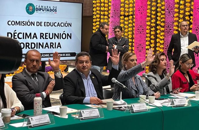 Jacobo Mendoza destaca aumento del 10% al presupuesto educativo para 2026