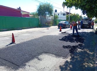 Refuerza Ayuntamiento de Hermosillo mantenimiento vial con acciones permanentes de bacheo