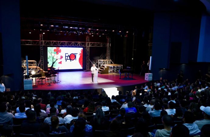 Sonora deslumbra con el programa de lujo del FAOT 2026 presentado por el gobernador Durazo