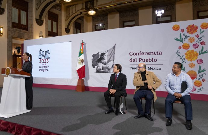 Sheinbaum lanza SaberesMX, la plataforma gratuita que abre el conocimiento a todo México