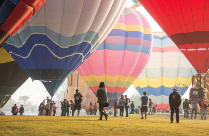 Pinta el cielo festival internacional del globo en León