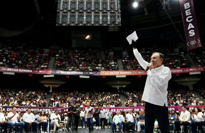 Gobernador Durazo propone aumentar a mil millones el presupuesto de Becas Sonora para 2026