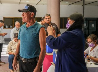 Gobernador Durazo refuerza la prevención de enfermedades respiratorias con jornada de vacunación invernal