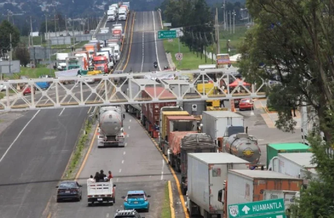 Transportistas anuncian manifestación nacional el 24 de noviembre junto con agricultores