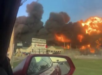 Avión de carga de UPS se estrella poco después del despegue en Louisville