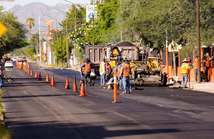Refuerza Ayuntamiento mantenimiento en vialidades de alto flujo en distintos puntos de Hermosillo