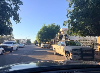 Huyen por los tejados durante cateo militar en Villas del Mediterráneo