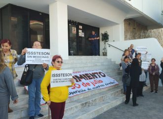 Exigen aprobar iniciativa a favor del ISSSTESON para su mejora