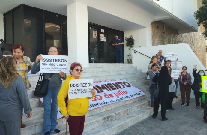 Exigen aprobar iniciativa a favor del ISSSTESON para su mejora