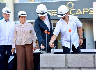 Durazo impulsa a San Carlos como potencia turística con el inicio de torre de lujo