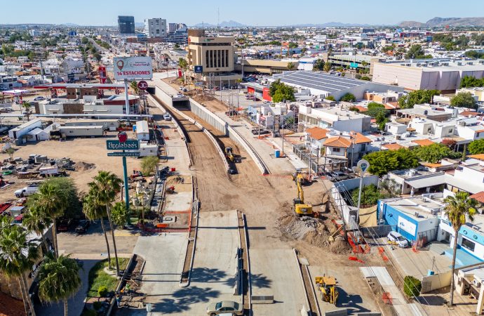 Paso a desnivel Colosio Solidaridad presenta un avance del 80%