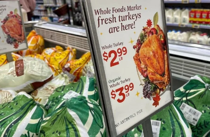 Familias migrantes viven el Día de Acción de Gracias con miedo y angustia en medio de redadas