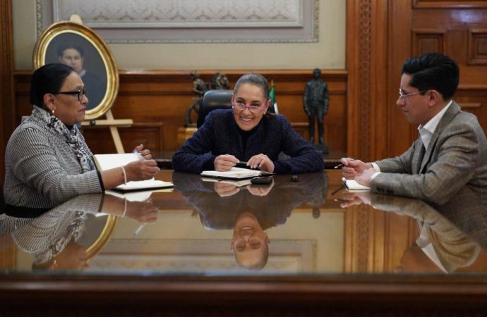 Presidenta Sheinbaum invita al Papa León XIV a visitar México