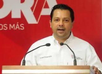 Vinculan a proceso a Ernesto de Lucas Hopkins, ex titular de la SEC, por presunto peculado