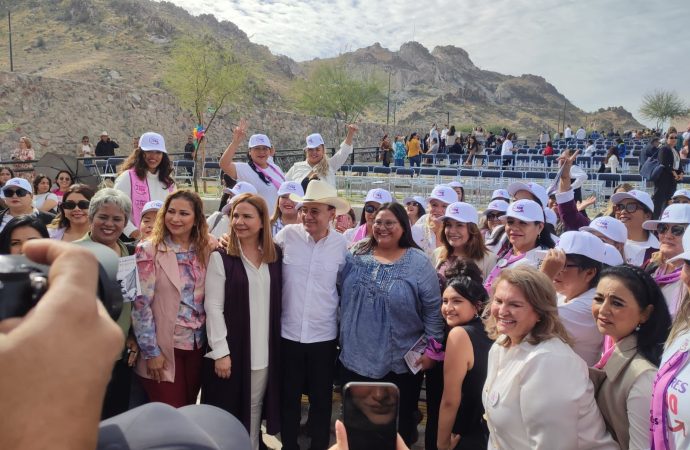 Consolidan Red de Tejedoras de la Patria en Sonora