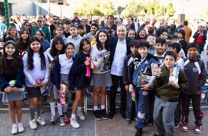 Gobernador Durazo lleva alegría y bienestar a miles de familias sonorenses con el Operativo Navideño