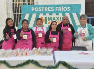 Apoya Toño Astiazarán a emprendedoras con el programa Maxi Apoyo