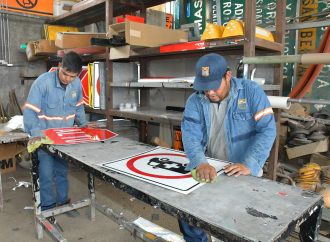 Avanza Gobierno Municipal en señalización y semaforización en Hermosillo