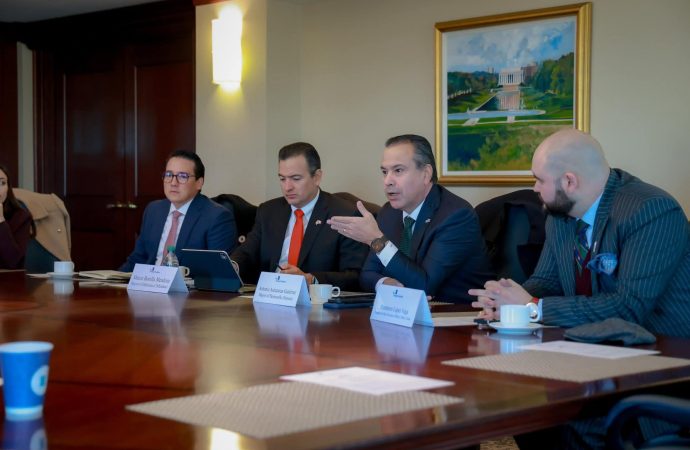 Inicia Toño Astiazarán gira de trabajo en Washington