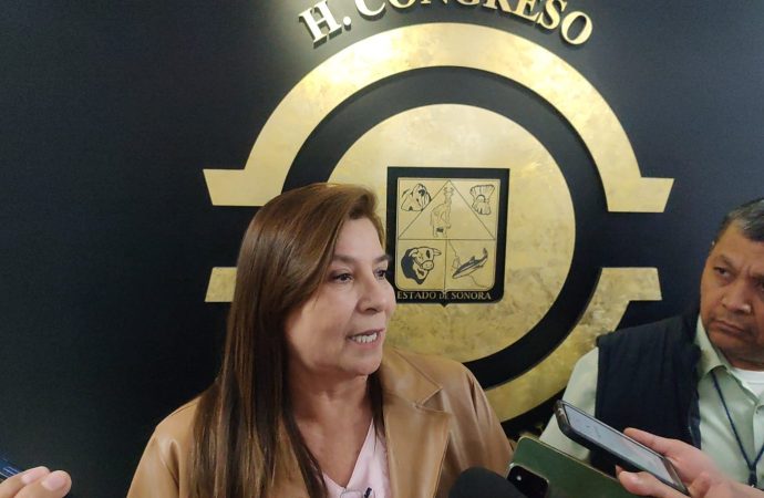 Analizan la ley de ingresos de los municipios en el Congreso