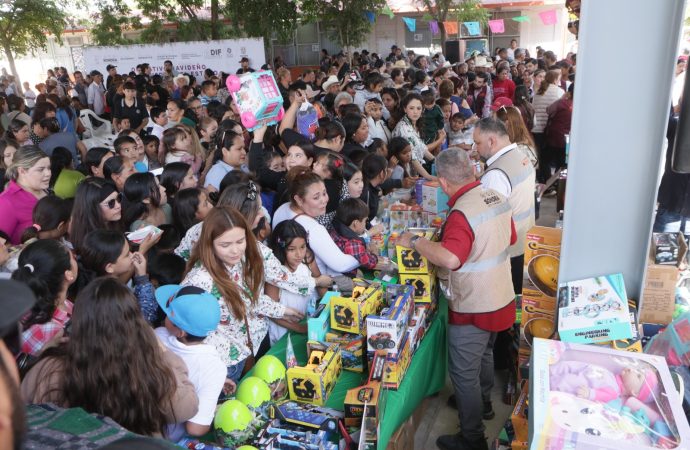 Disfrutan miles de Navojoenses con el Operativo Navideño 2025