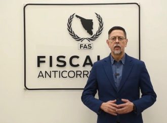 “Hay pruebas, no persecución; está desesperado”: Fiscalía Anticorrupción responde a Ernesto de Lucas