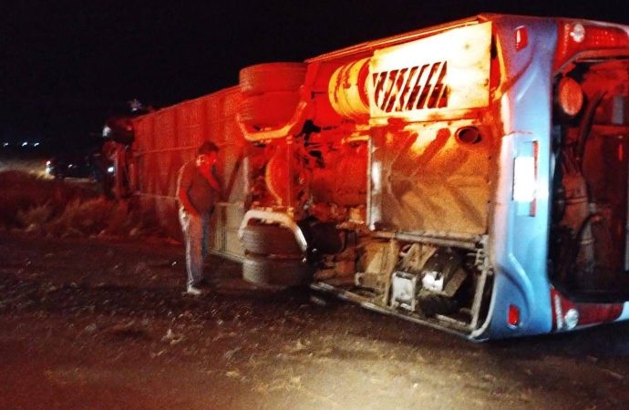 Choque carretero en Sonora deja un fallecido y 32 lesionados
