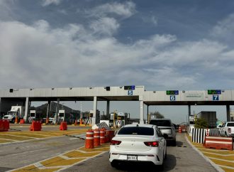 Se registra gran afluencia de vehículos en la casete de Hermosillo