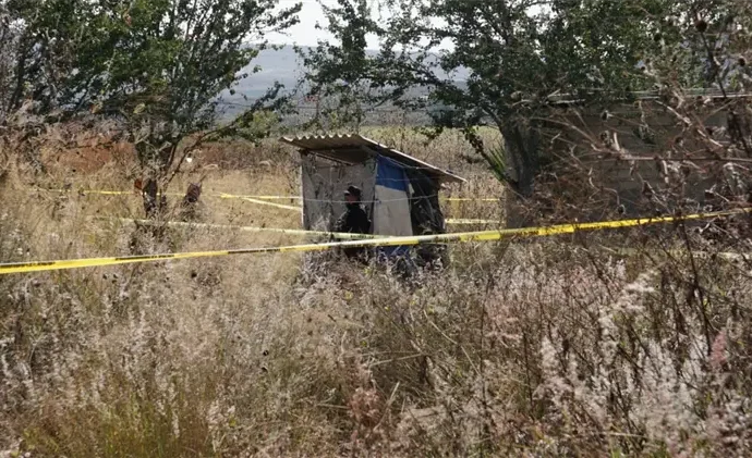 Asesinan a mujer adulta mayor y a su nieto en cerro del gato, tonalá