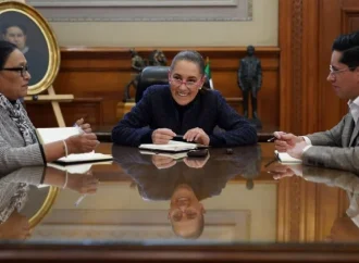 Sheinbaum habla por teléfono con el papa León XIV y lo invita a México en el Día de la Virgen de Guadalupe