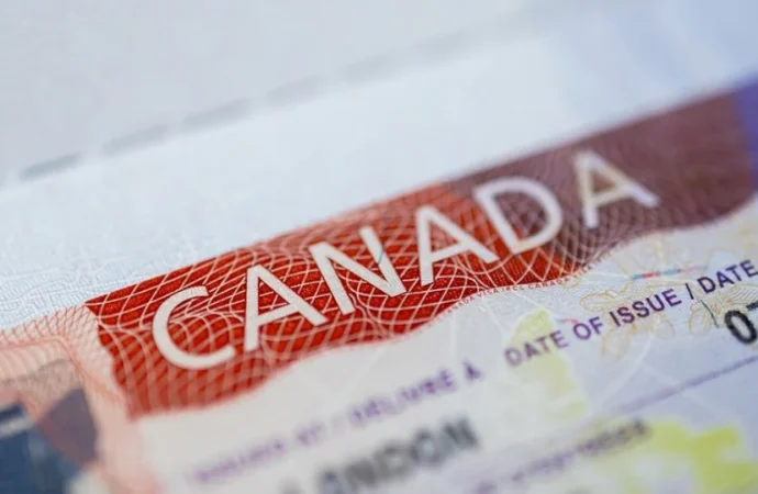 Canadá detiene programa que trasladaba refugiados con perfil laboral calificado