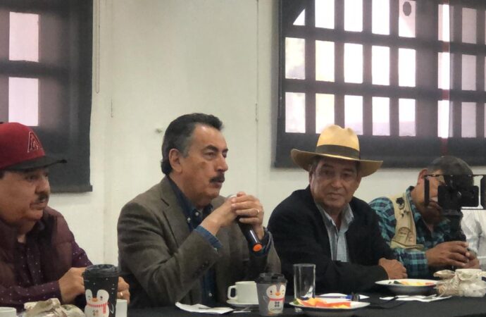 Reconoce alcalde labor de medios de comunicación