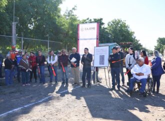 Continúa Lamarque con obras sociales: arranca rehabilitación de red sanitaria y pavimentación en colonia Kino