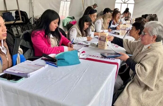 Alertan sobre fraudes de pago “bonos” de programas del Bienestar