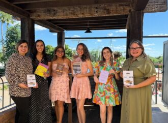 Invitación al desayuno con causa a beneficio de la Fiesta de los Libros