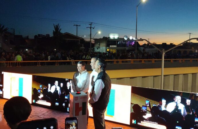 Inaugura Antonio Astiazarán el puente a desnivel del Colosio
